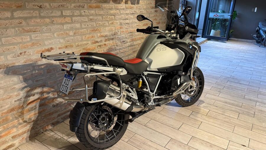 BMW R 1250 GS ADV FULL. Recibo vehículos.