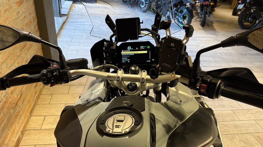 BMW R 1250 GS ADV FULL. Recibo vehículos.