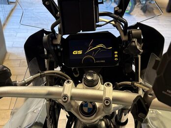 BMW R 1250 GS ADV FULL. Recibo vehículos.
