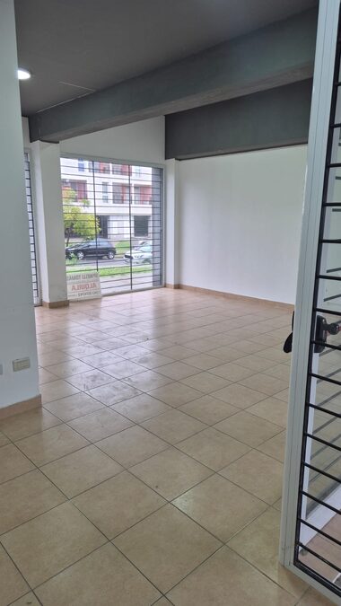 SE ALQUILA | Local comercial en B° Procrear