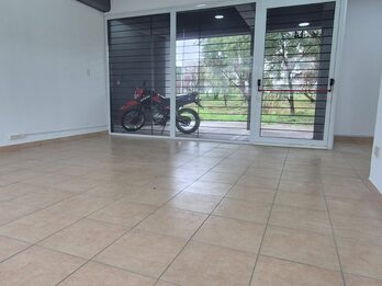 SE ALQUILA | Local comercial en B° Procrear