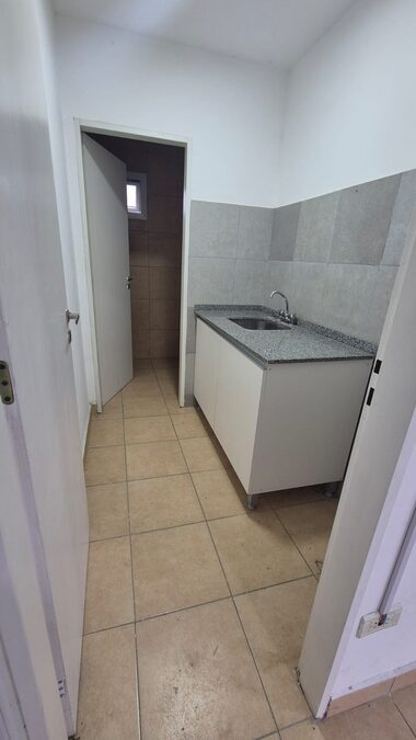 SE ALQUILA | Local comercial en B° Procrear