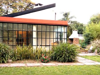 Casa Quinta a 5' del centro - Terreno 2000m2 . Casa Principal + Casa Secundaria