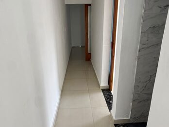 Casa de 2 dormitorios con cochera  en alquiler - San Benito