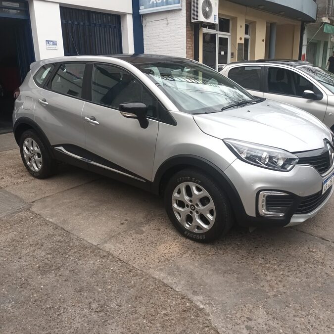 RENAULT CAPTUR 2017
