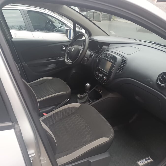 RENAULT CAPTUR 2017