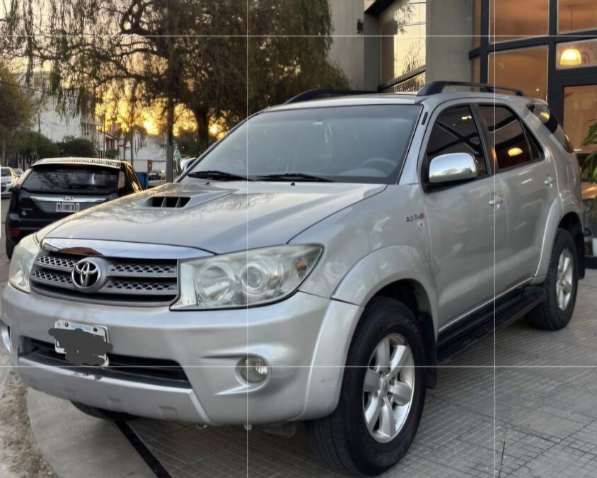 Toyota Hilux SW4