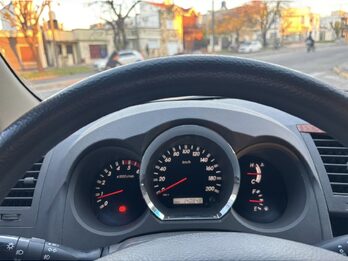 Toyota Hilux SW4