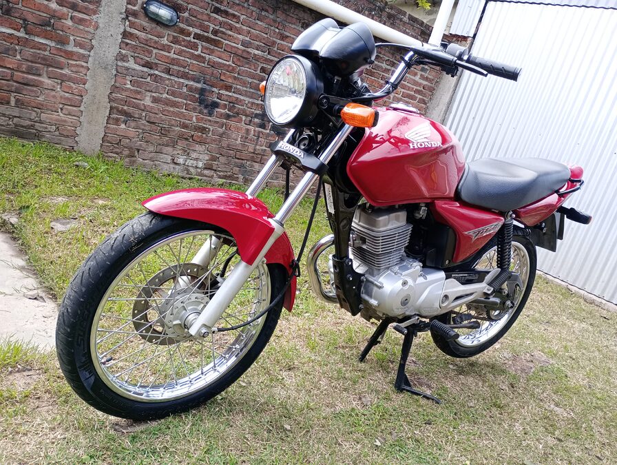 HONDA CG TITÁN 150 año '13