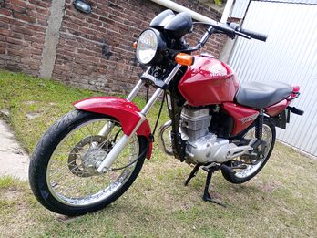 HONDA CG TITÁN 150 año '13
