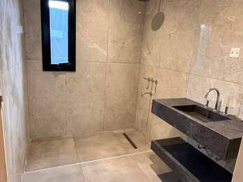 EN VENTA HERMOSA CASA EN ZONA 5 ESQUINA- LISTA PARA ESCRITURAR