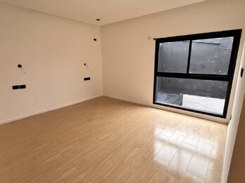 EN VENTA HERMOSA CASA EN ZONA 5 ESQUINA- LISTA PARA ESCRITURAR