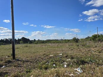 VENDO TERRENO 315 M2 LOTEO LOS POETAS - PARANA