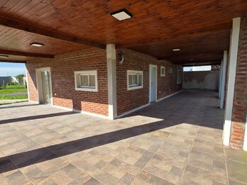 Casa en Oro Verde, Loteo Oasis. Imperdible