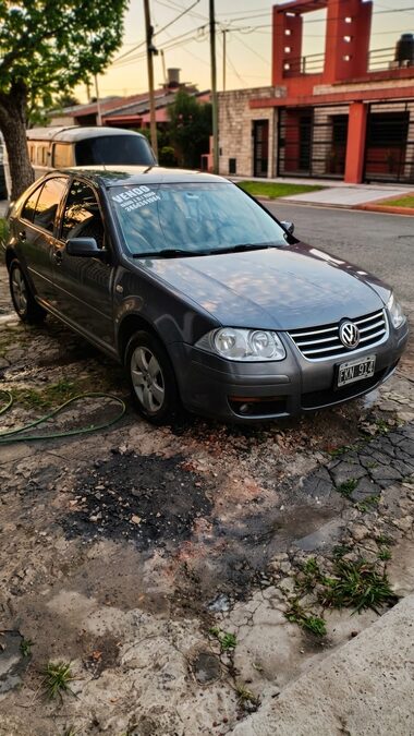 "Me venden" Bora trendline 2009