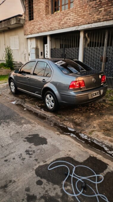 "Me venden" Bora trendline 2009