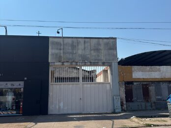 Alquilo galpon Almafuerte (zona hipodromo)