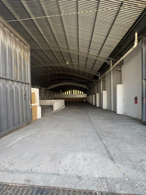 Alquilo galpon Almafuerte (zona hipodromo)