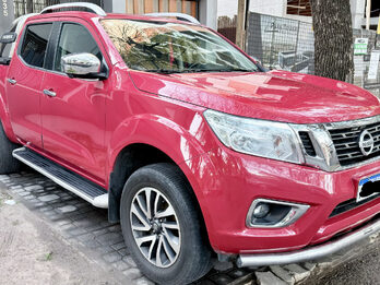 Oportunidad Nissan Frontier 2.3 LE CD 4x4 AT 2020 50000km!!!