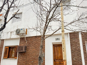 ALQUILO DEPTO EN PLANTA ALTA EN ZONA CLUB ESTUDIANTES