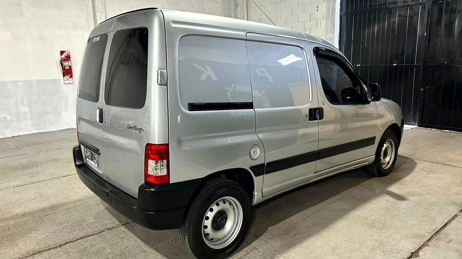 HERMOSA BERLINGO HDI FURGON