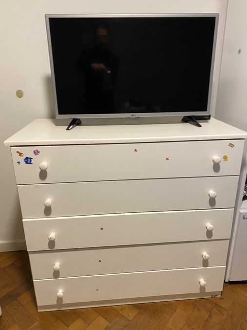 Vendo cama carro y cómoda (juego completo)