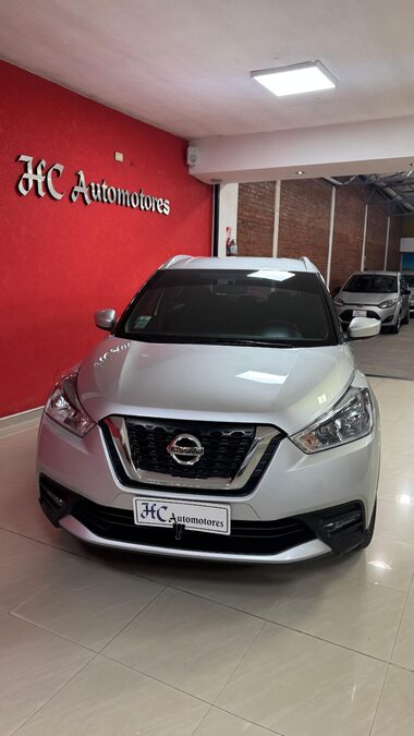 NISSAN KICHS AT FULL !!!