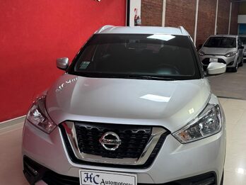 NISSAN KICHS AT FULL !!!