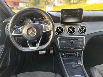 MERCEDES BENZ GLA 250. Recibo vehículos mayor y menor valor