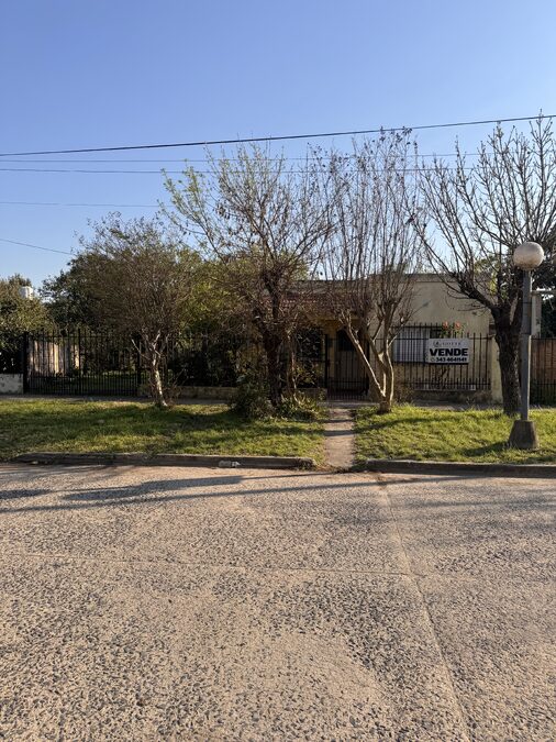 CASA EN VENTA – CERRITO