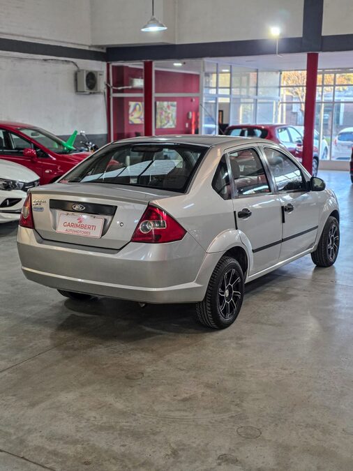 Ford Fiesta Ambiente 2006