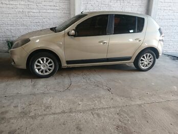 2013 Renault Sandero