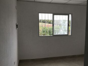 Alquilo duplex, 1 dormitoria, cochera, calle Baez