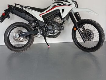 Tornado XR300