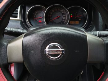 Nissan Tiida Visia 2008
