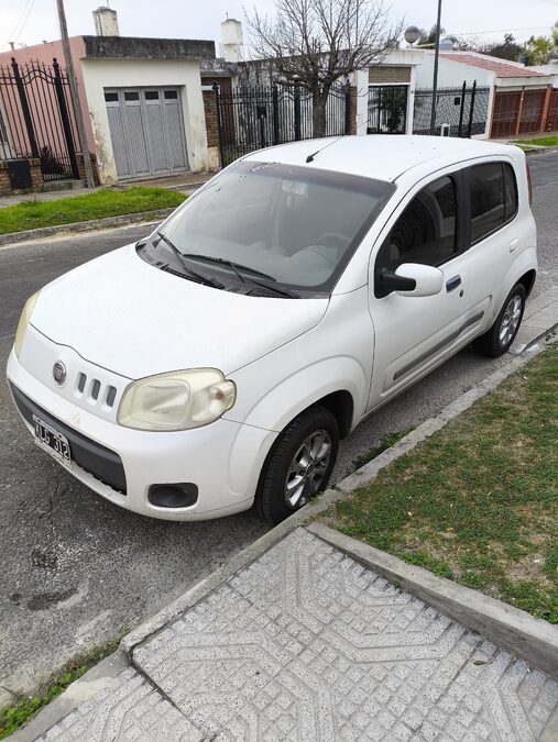 vendo fiat uno novo 2011 atractive