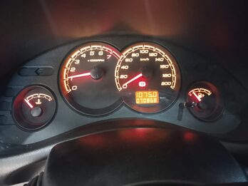VENDO CHEVROLET CLASSIC 2015 IMPECABLE