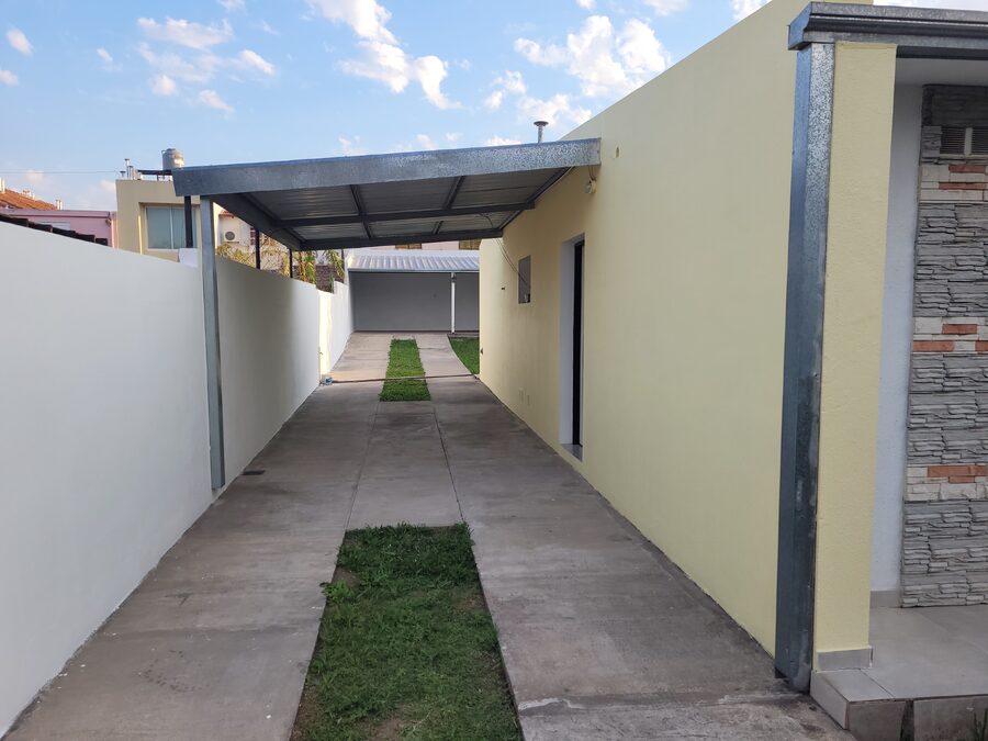 Casa 3 dormitorios brig lopez 1723