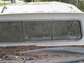 Vendo cúpula / camper de fibra de vidrio F100