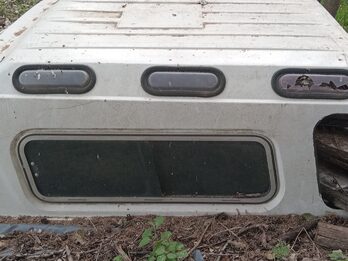 Vendo cúpula / camper de fibra de vidrio F100