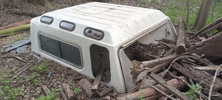 Vendo cúpula / camper de fibra de vidrio F100