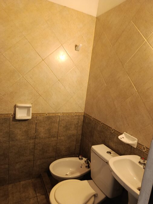 ALQUILO Local Comercial o Monoambiente