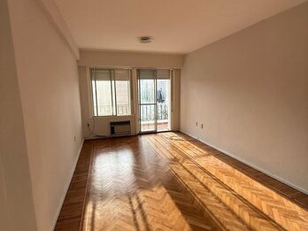 VENDO DEPARTAMENTO 2 DORMITORIOS Y COCHERA - CORDOBA Y MALVINAS.