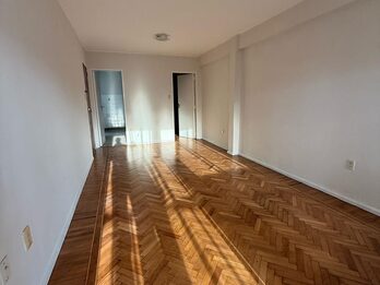 VENDO DEPARTAMENTO 2 DORMITORIOS Y COCHERA - CORDOBA Y MALVINAS.