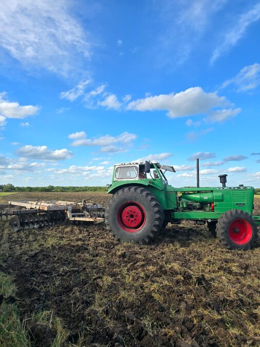 TRACTOR IMPECABLE DEUTZ 130