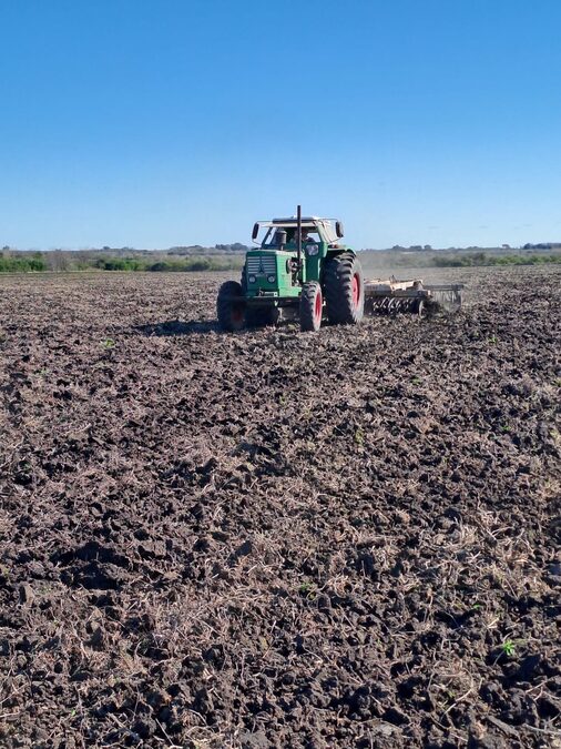 TRACTOR IMPECABLE DEUTZ 130