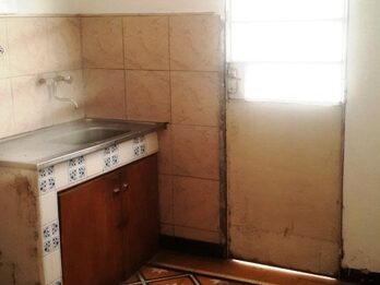 Vende Casa sobre calle Macia a pocos mts de Ramirez