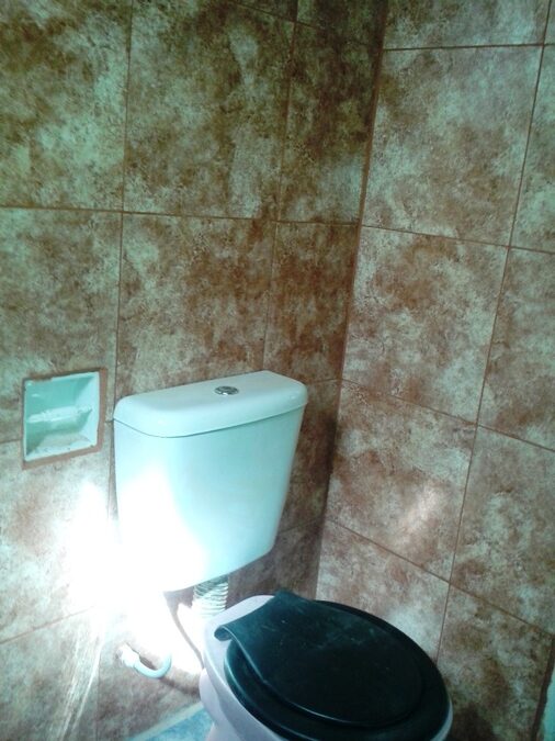 Vende Casa sobre calle Macia a pocos mts de Ramirez