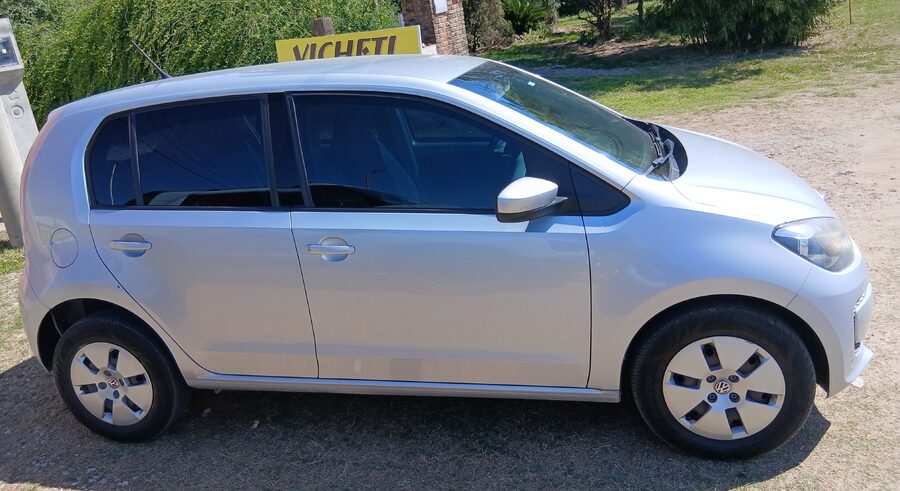 Volkswagen Up! 1.0 2015