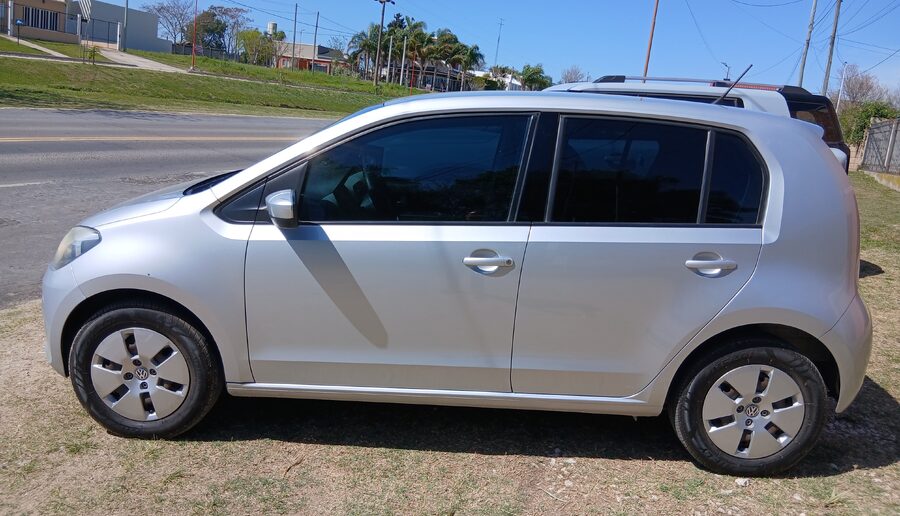 Volkswagen Up! 1.0 2015